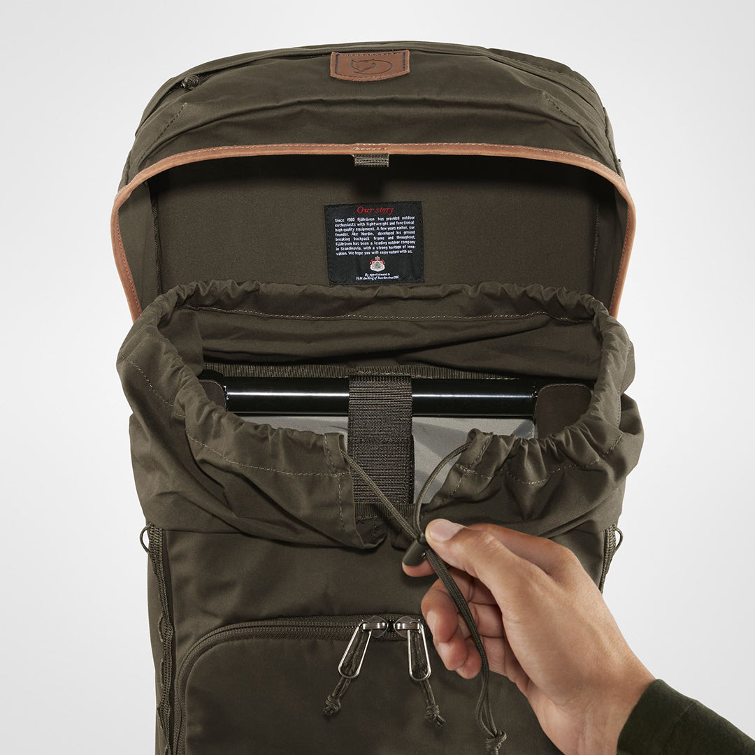 Singi Stubben Backpack STONE GREY / EN STL