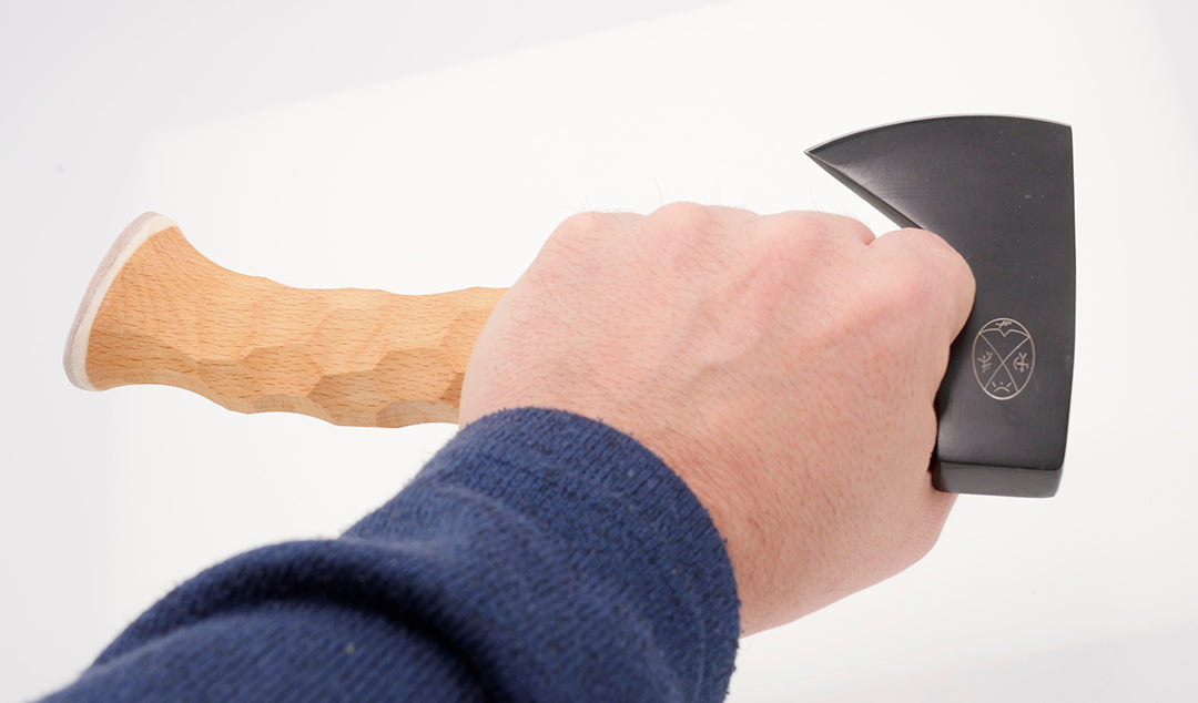 Skogsyxa Metsämies High Carbon S BLACK / EN STL