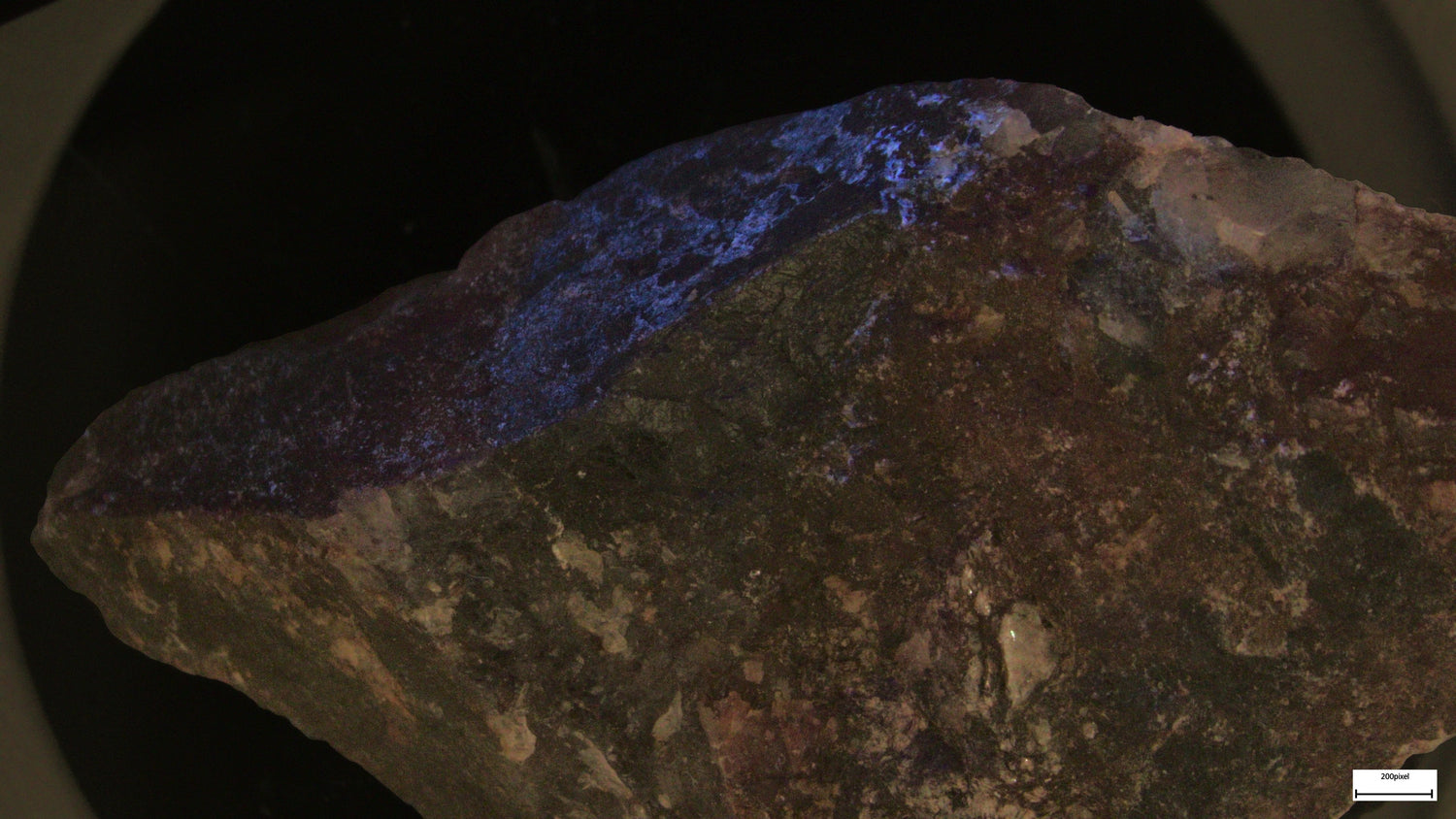 Mineralstuff, Scheelit, Molybdoscheelit på Wolframit, Fluorescerande EN STL