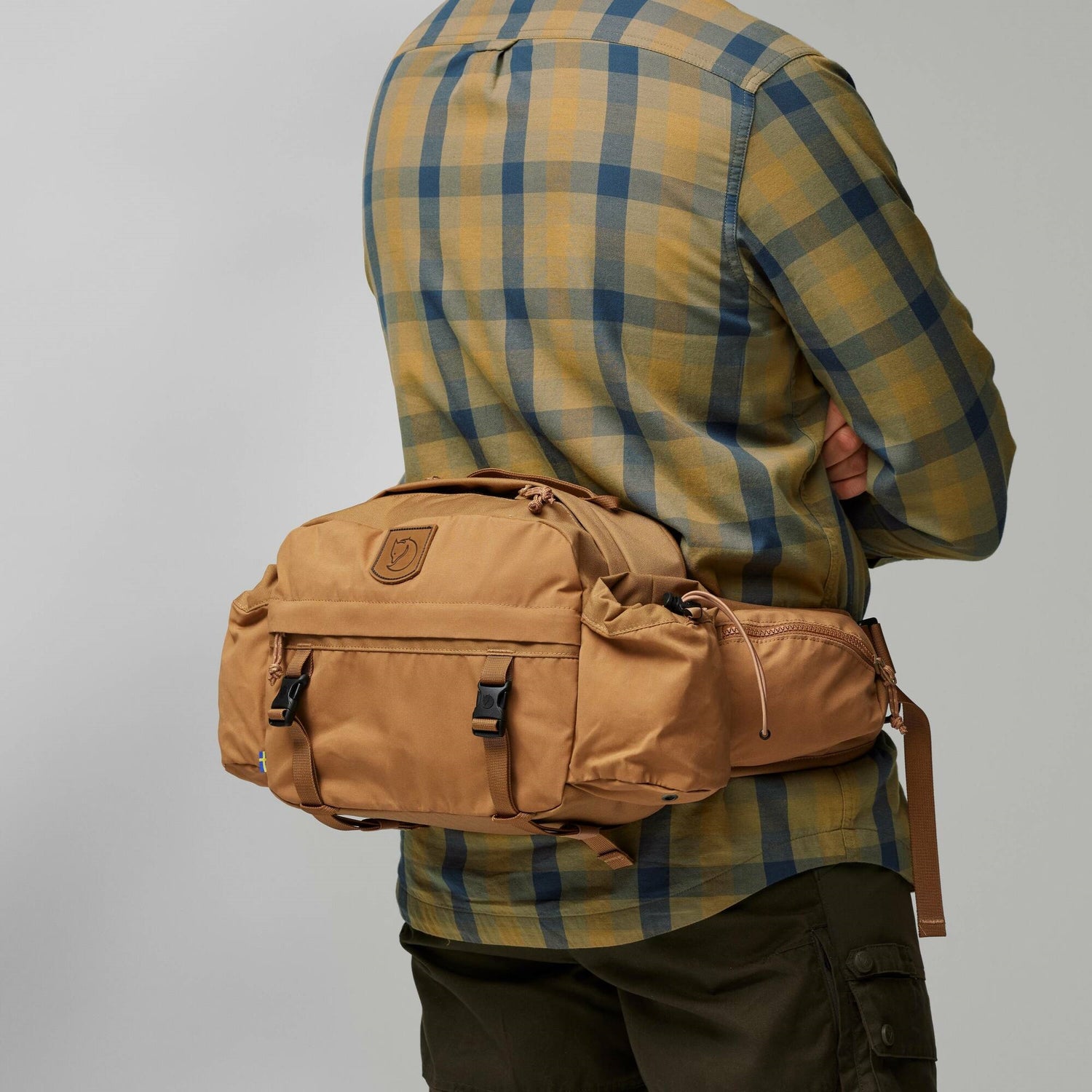 Singi Hipbag 10 KHAKI DUST / EN STL