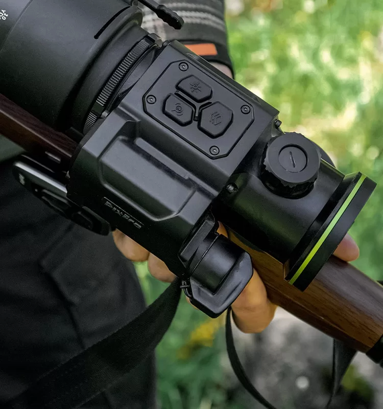 Taurus 35 mm 384x288 Frontmonterat Värmesikte Med Laseravståndsmätare EN STL