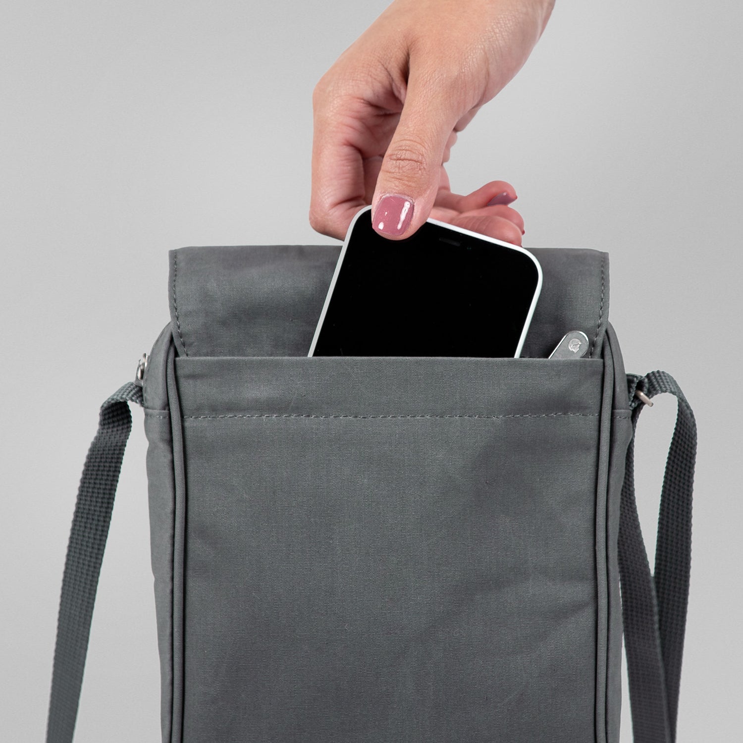 Greenland Pocket KHAKI DUST / EN STL