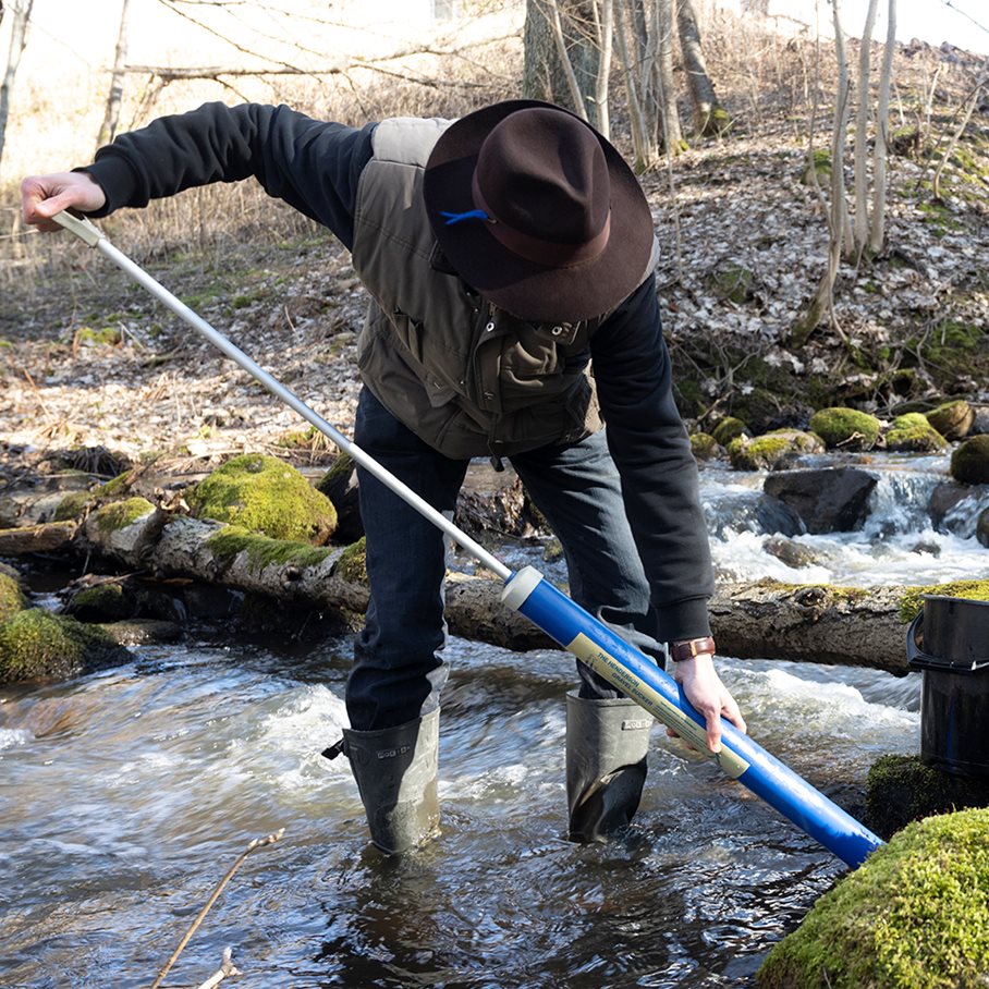 Henderson-Pump För Att Komma Åt En Bit Ner i Vattnet EN STL
