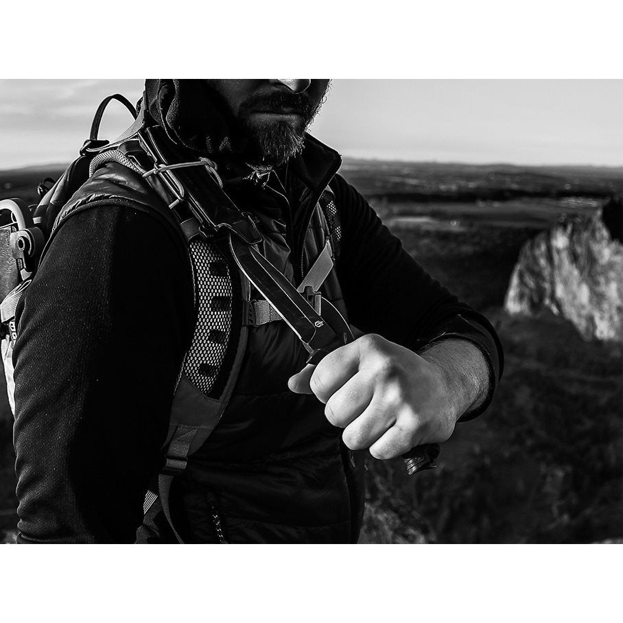 Strongarm Knife Serrated Edge COYOTE / EN STL