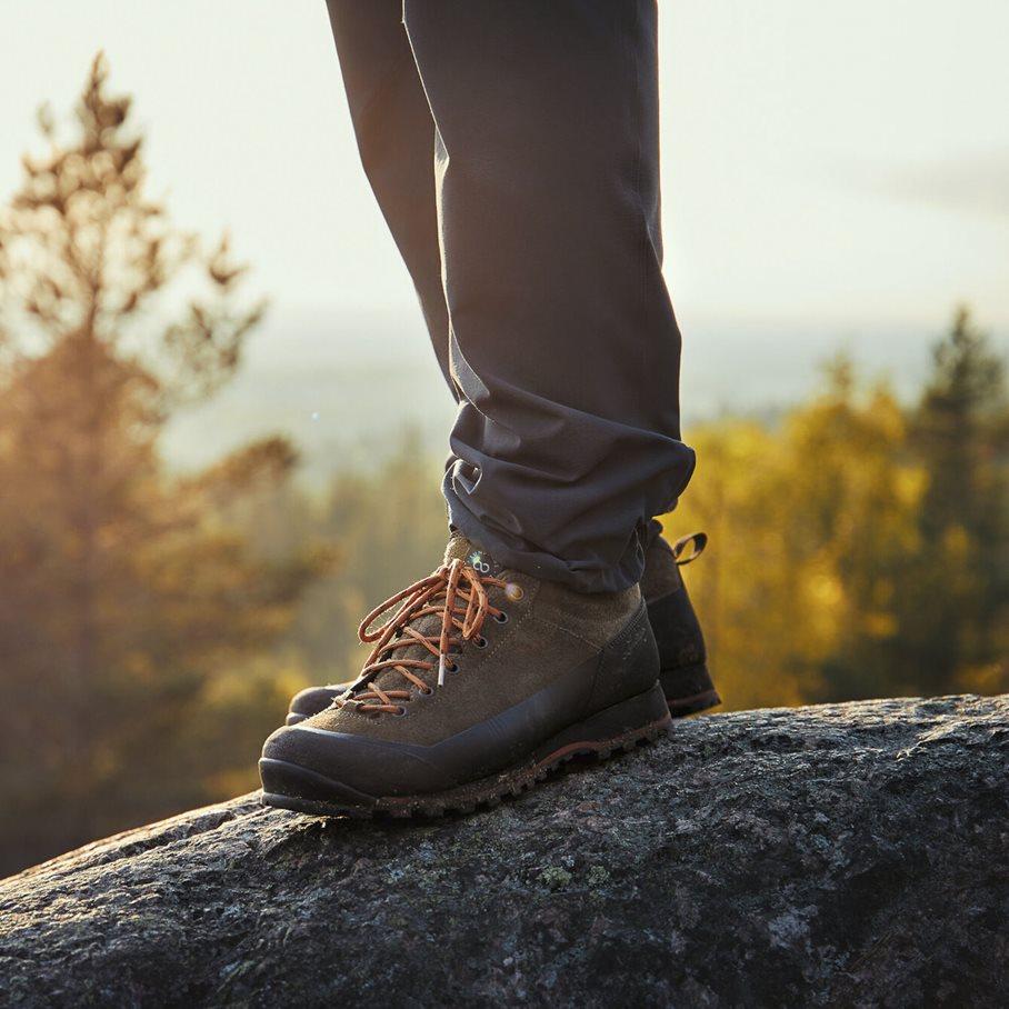 Bjerg Low Vandringssko TEA GREEN / EUR 42