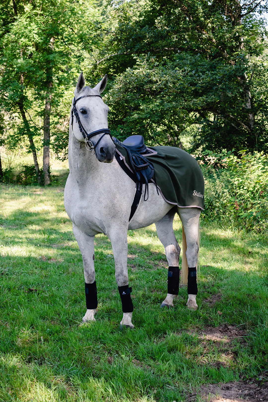 Ländtäcke Fleece OLIVE / L