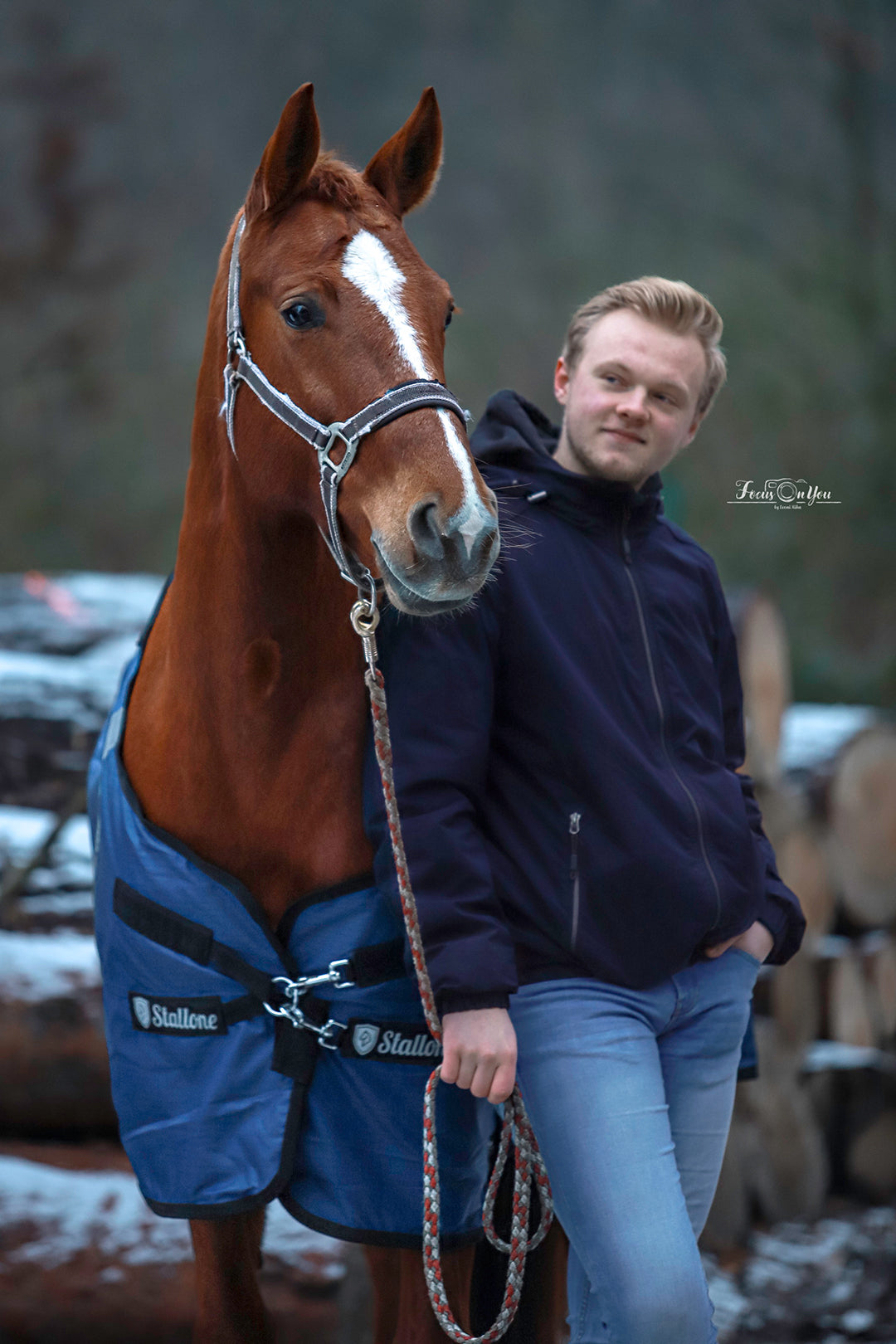 Utetäcke Denver 100 g NAVY / 105 CM