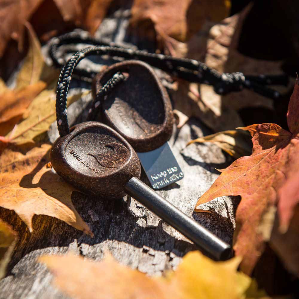 Swedish FireSteel scout 2in1 COCOSHELL / EN STL