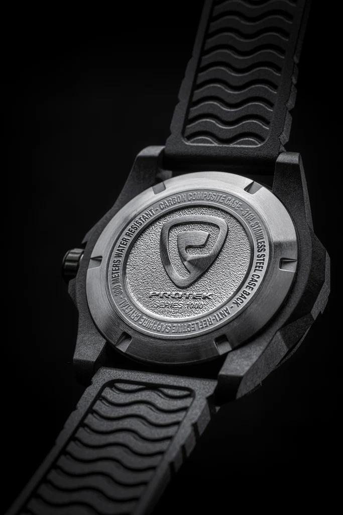 Carbon Composite Dive Series 1001 Svart Med Svart Armband SVART MED SVART ARMBAND / 1 ST