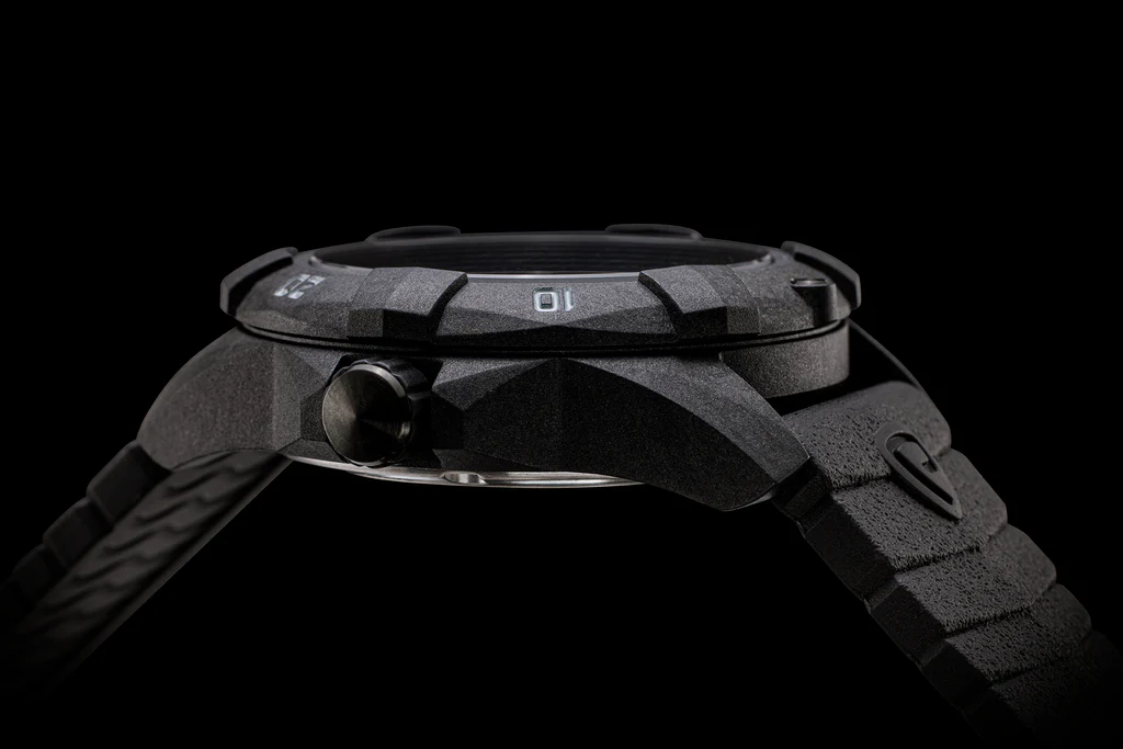 Carbon Composite Dive Series 1010 USMC SVART MED SVART ARMBAND / 1 ST / EN STL