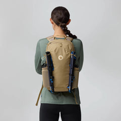 Abisko Softpack 16 MUSTARD YELLOW / EN STL