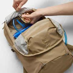 Abisko Softpack 16 MUSTARD YELLOW / EN STL