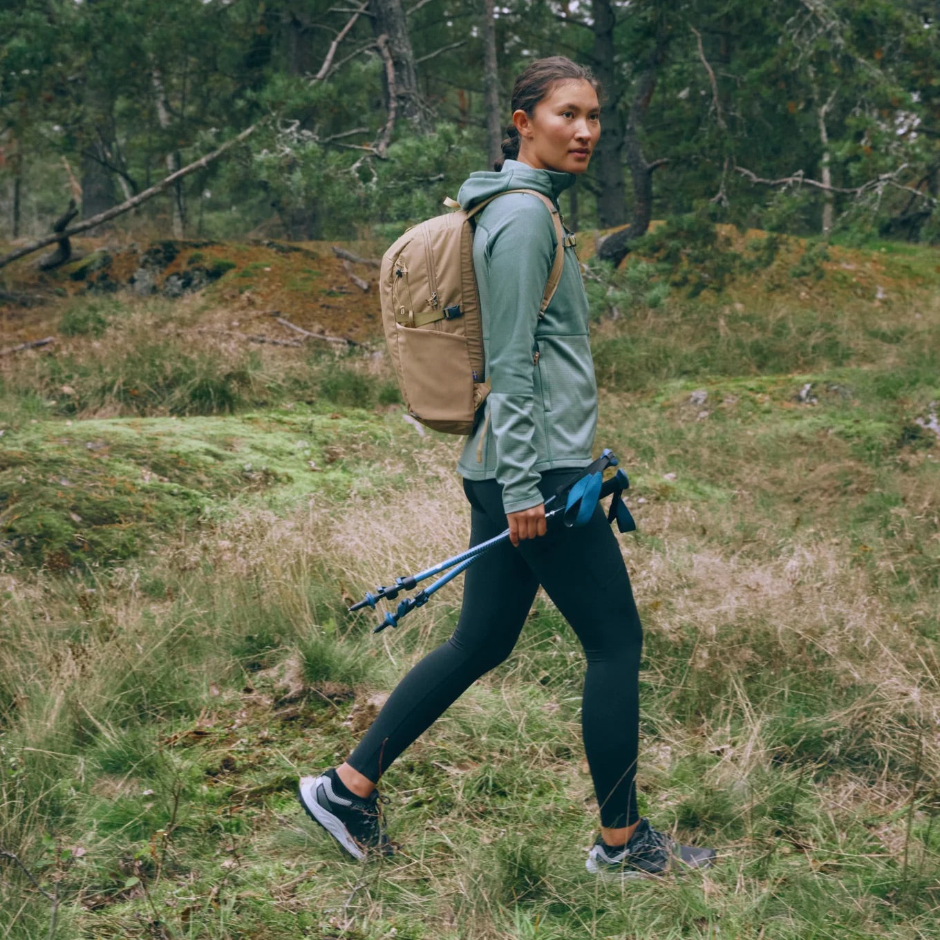 Abisko Softpack 16 MUSTARD YELLOW / EN STL