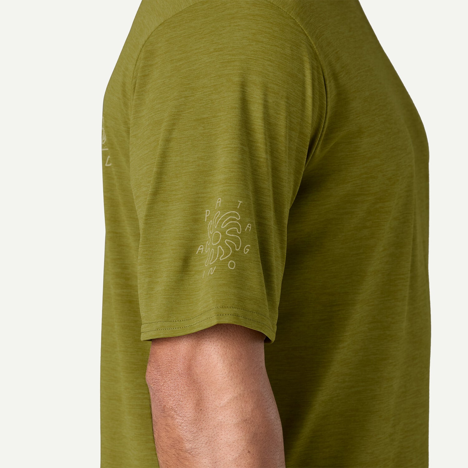 Men's Cap Cool Daily Graphic T-shirt - Lands WIND RUNNER: GRAZE GREEN X-DYE / XS