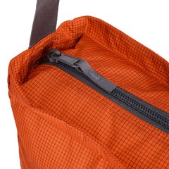 Core Tote Bag 20 L LIVELY RED / EN STL