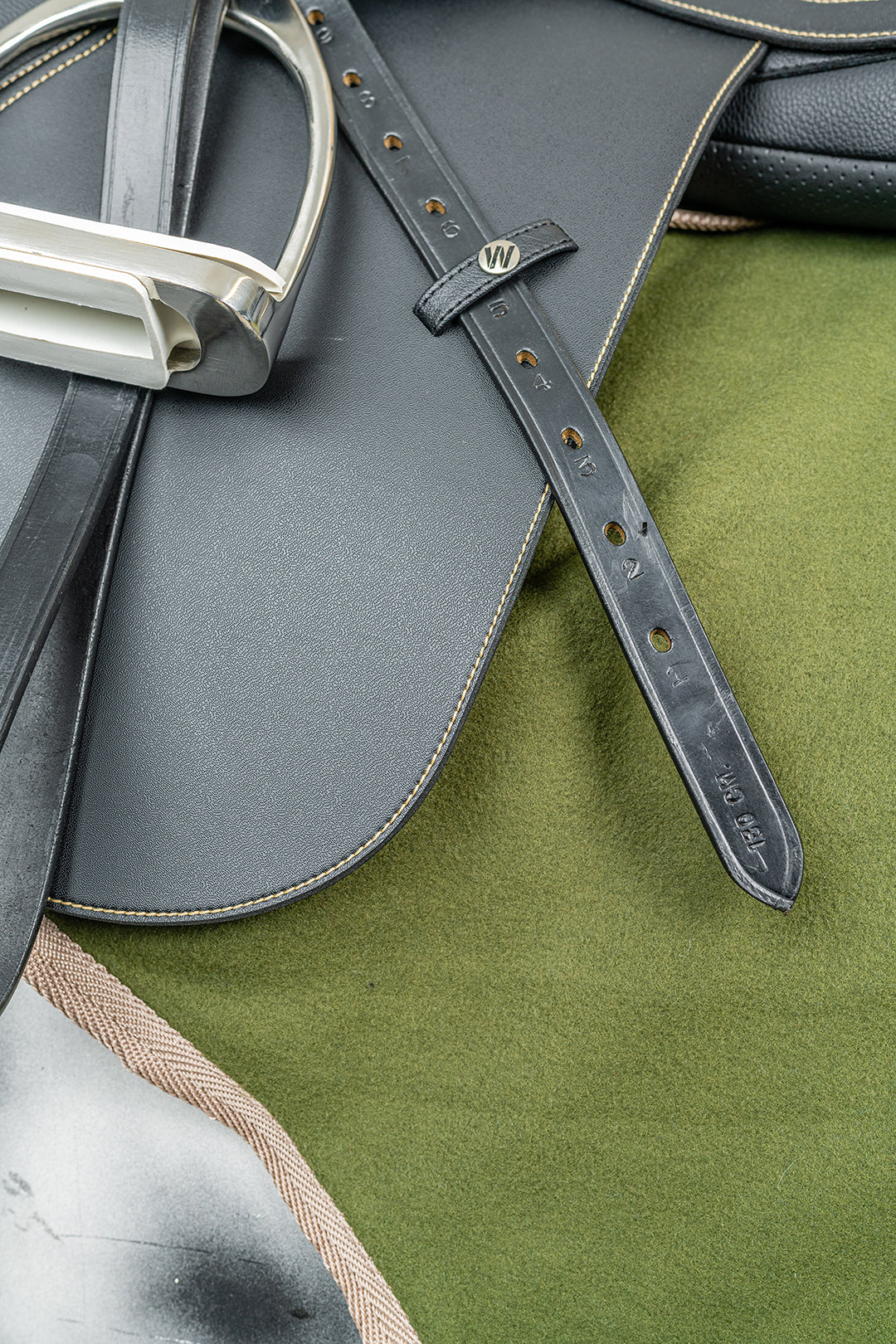 Ländtäcke Fleece OLIVE / M