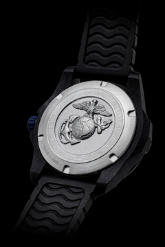 Carbon Composite Dive Series 1010 USMC SVART RÖD MED SVART ARMBAND / 1 ST / EN STL