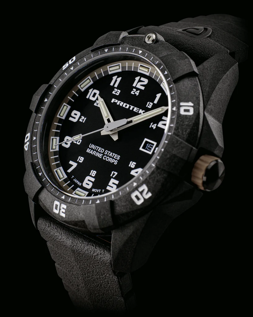 Carbon Composite Dive Series 1010 USMC SVART D SAND MED SVART ARMBAND / 1 ST / EN STL