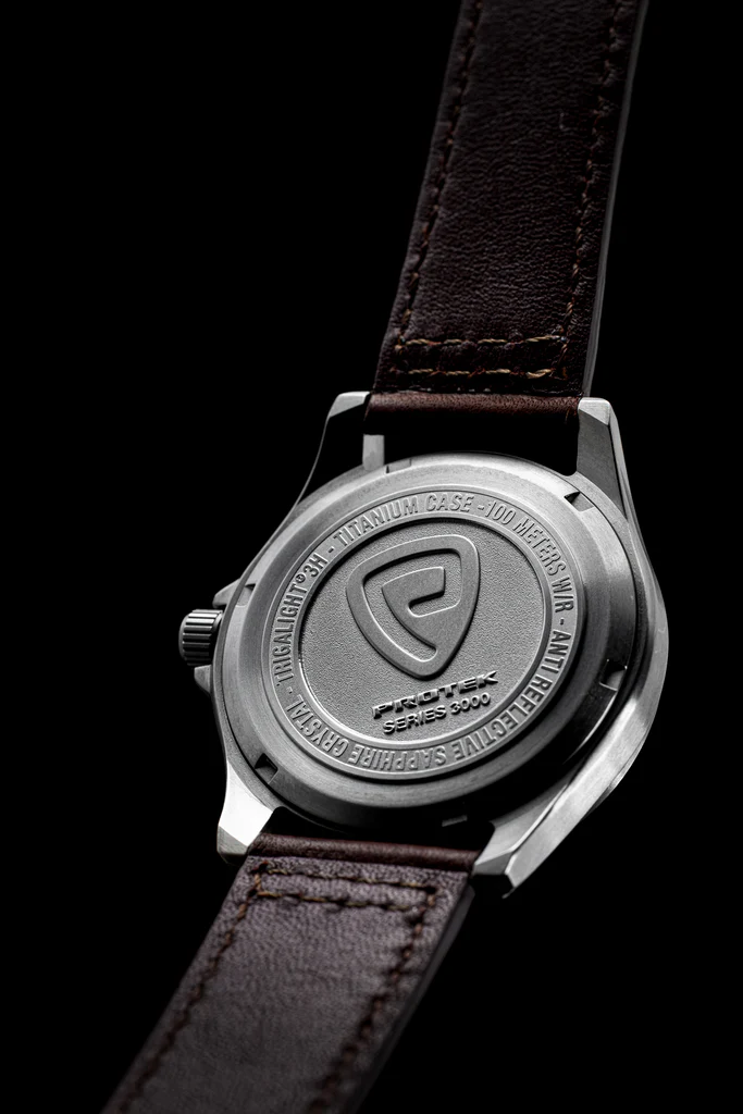 ProTek Field Series 3000 Titan TITAN BLÅ URTAVLA DARK TAN LÄDERARMBAND / 1 ST / EN STL