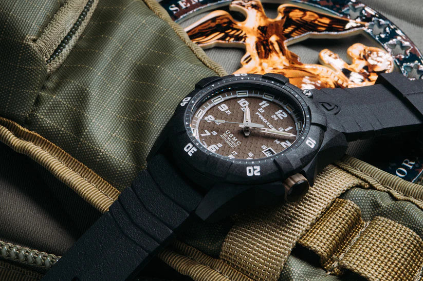 Protek Automatic Carbon USMC Dive Series 1210 SVART D SAND MED SVART ARMBAND / 1 ST / EN STL