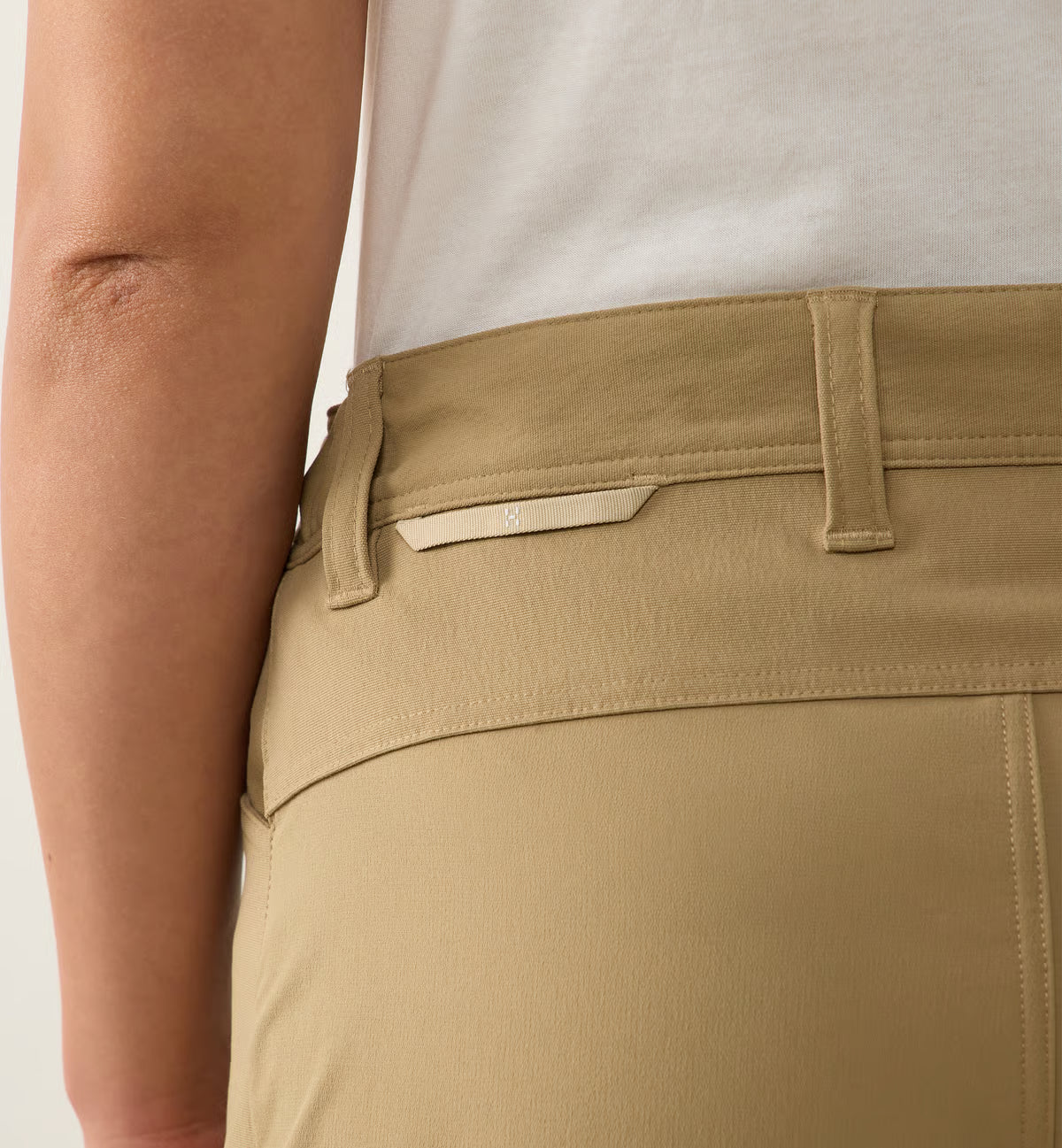 Alert Mid Shorts Women