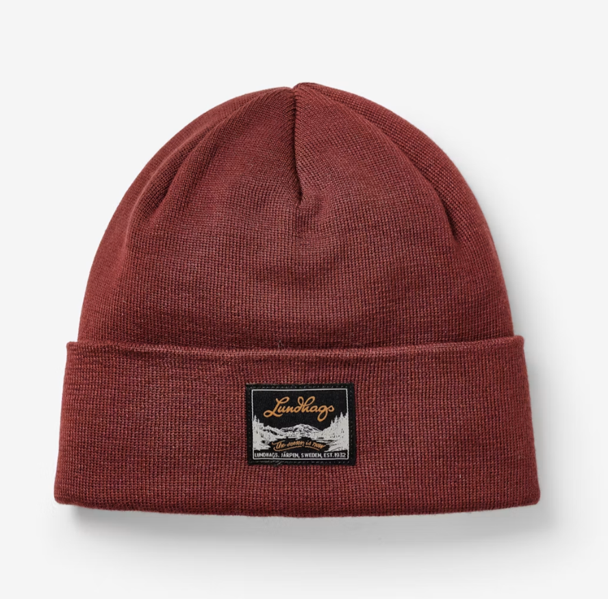 Järpen Beanie – Klassisk och Varm Mössa i Återvunnen Polyester