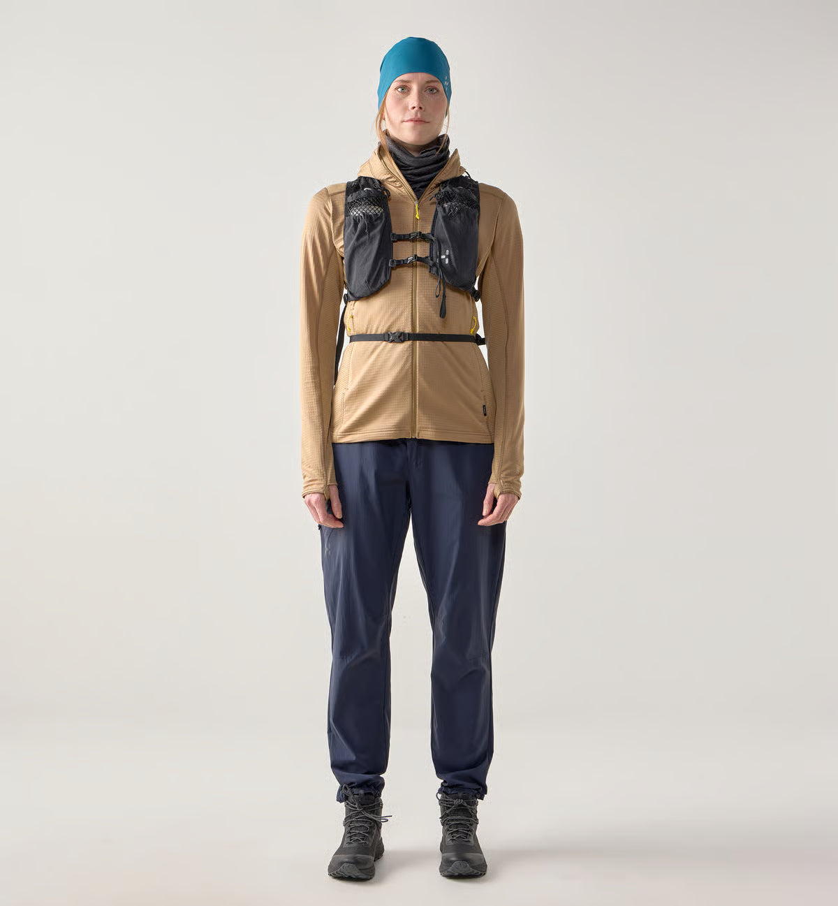 L.I.M Mid Multi II Hood Women