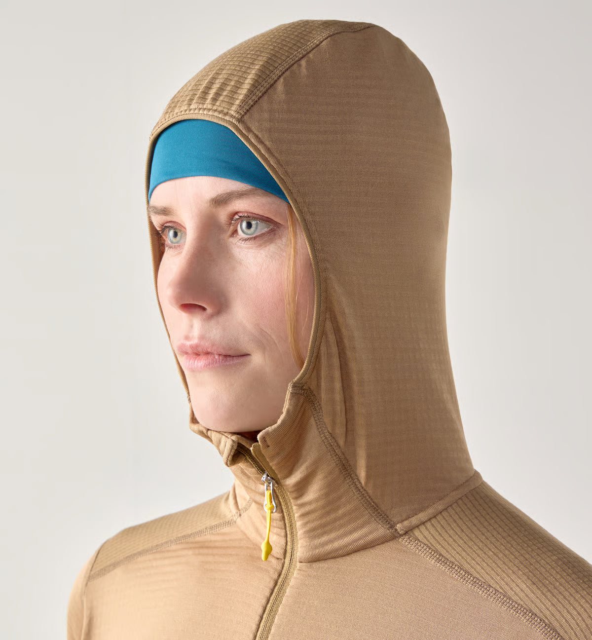 L.I.M Mid Multi II Hood Women