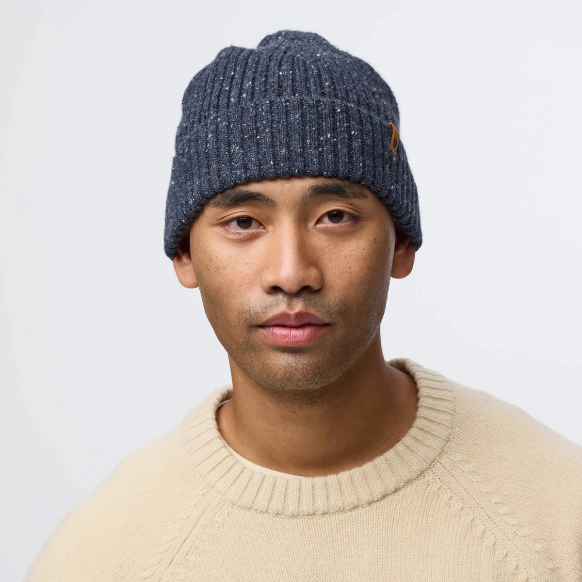 Övik Neps Beanie - ribbstickad mössa i merinoull
